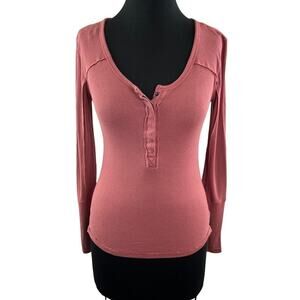 We The Free Pink Sweate Henley Neck Snap Button Knit Long Sleeve Size Small S